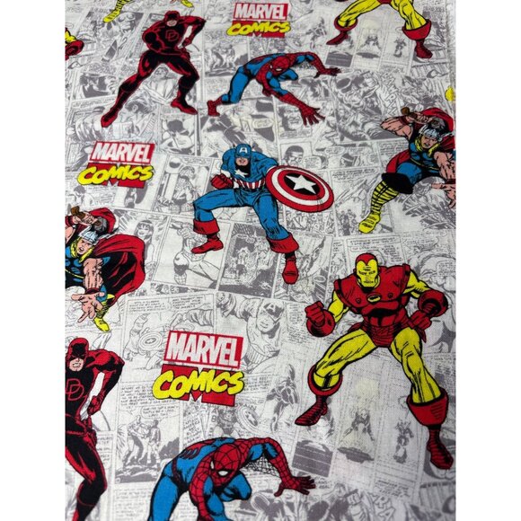 Marvel Comics Cotton Fabric 1/2 yard x 44" Featuring Classic Heroes Like Hulk Ir - Picture 6 of 12